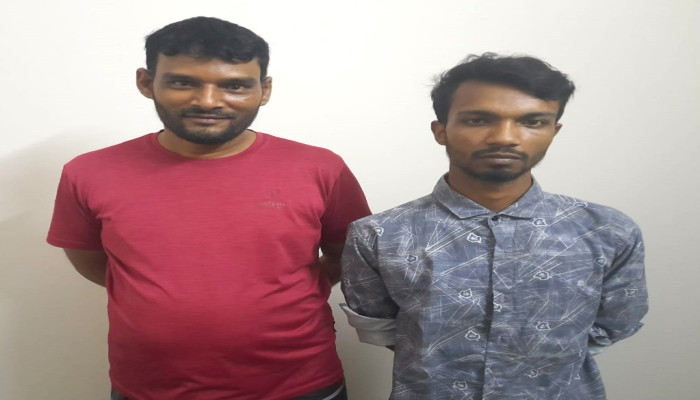 র‌্যাব-১২, সদর কোম্পানি সিরাজগঞ্জ এর অভিযানে উল্লাপাড়া থানা এলাকা হতে ১৪৭ পিচ মাদকদ্রব্য ইয়াবা ট্যাবলেটসহ ০২ জন মাদক ব্যবসায়ী গ্রেফতার