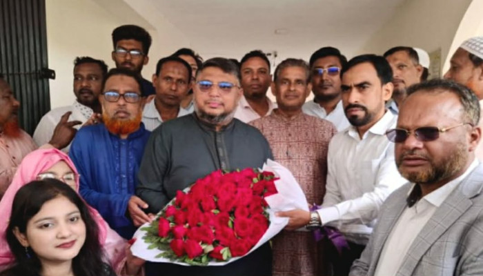 জয়পুরহাট জেলা পরিষদের প্রশাসক পদে দায়িত্ব গ্রহণ করেছেন - রানা প্রধান