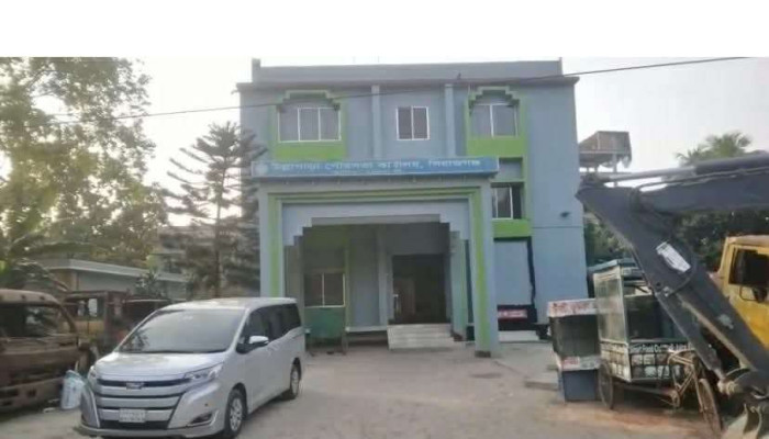 সড়ক ইজারা নিয়ে তীব্র বিতর্ক: সওজ পৌরসভার দ্বন্দ্বে বিপাকে ইজারাদার